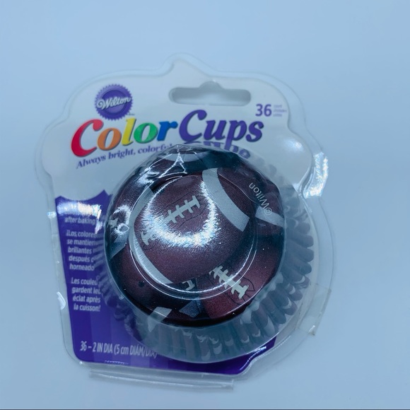 NWT Celebration Cake Cupcake Bundle - Picture 5 of 6